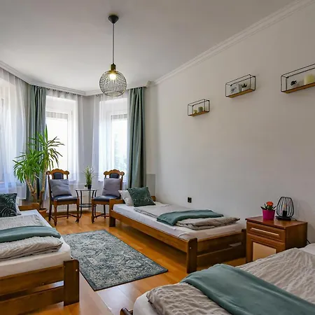 Hajduhegy Vendeghaz 에게르