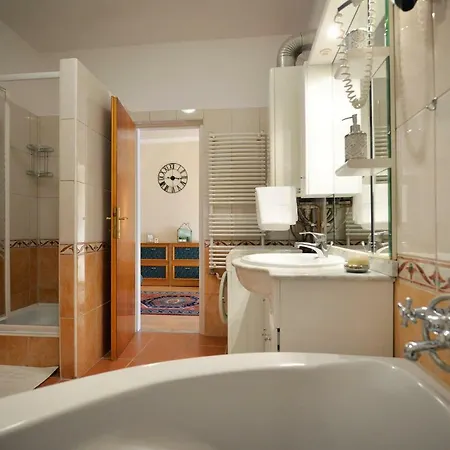 Apartment Hajduhegy Vendeghaz *