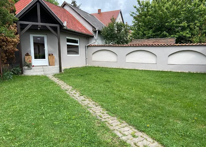 Hajdúhegy Appartement *