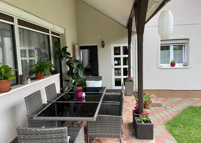 Hajdúhegy Appartement *