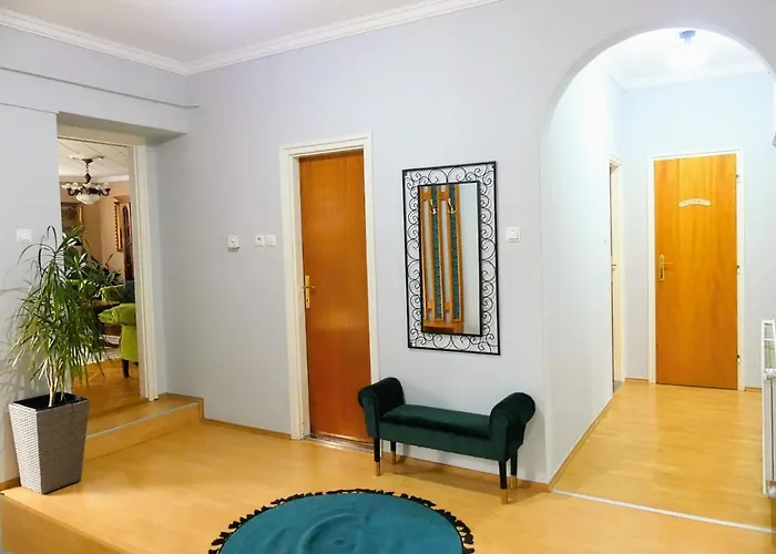 Apartment Hajduhegy Vendeghaz *